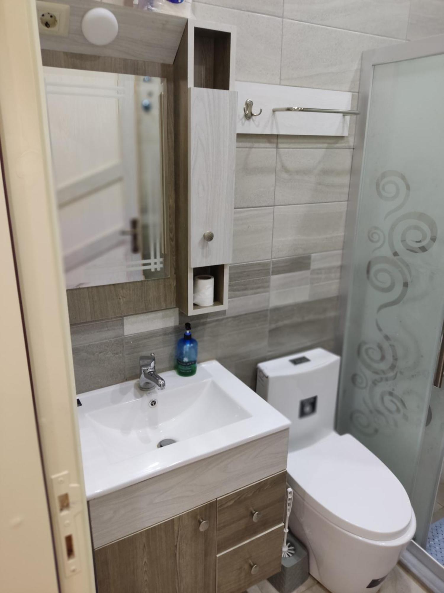 Lotus Housing For Furnished Apartments Джераш Екстер'єр фото