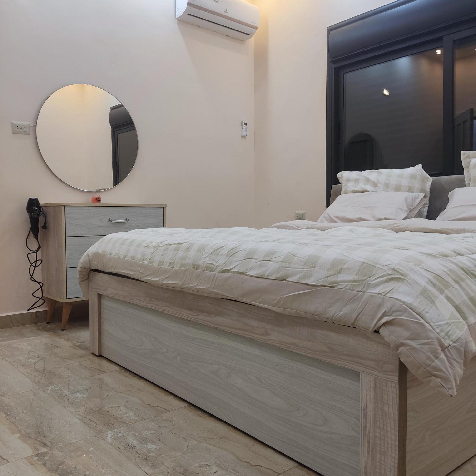 Lotus Housing For Furnished Apartments Джераш Екстер'єр фото