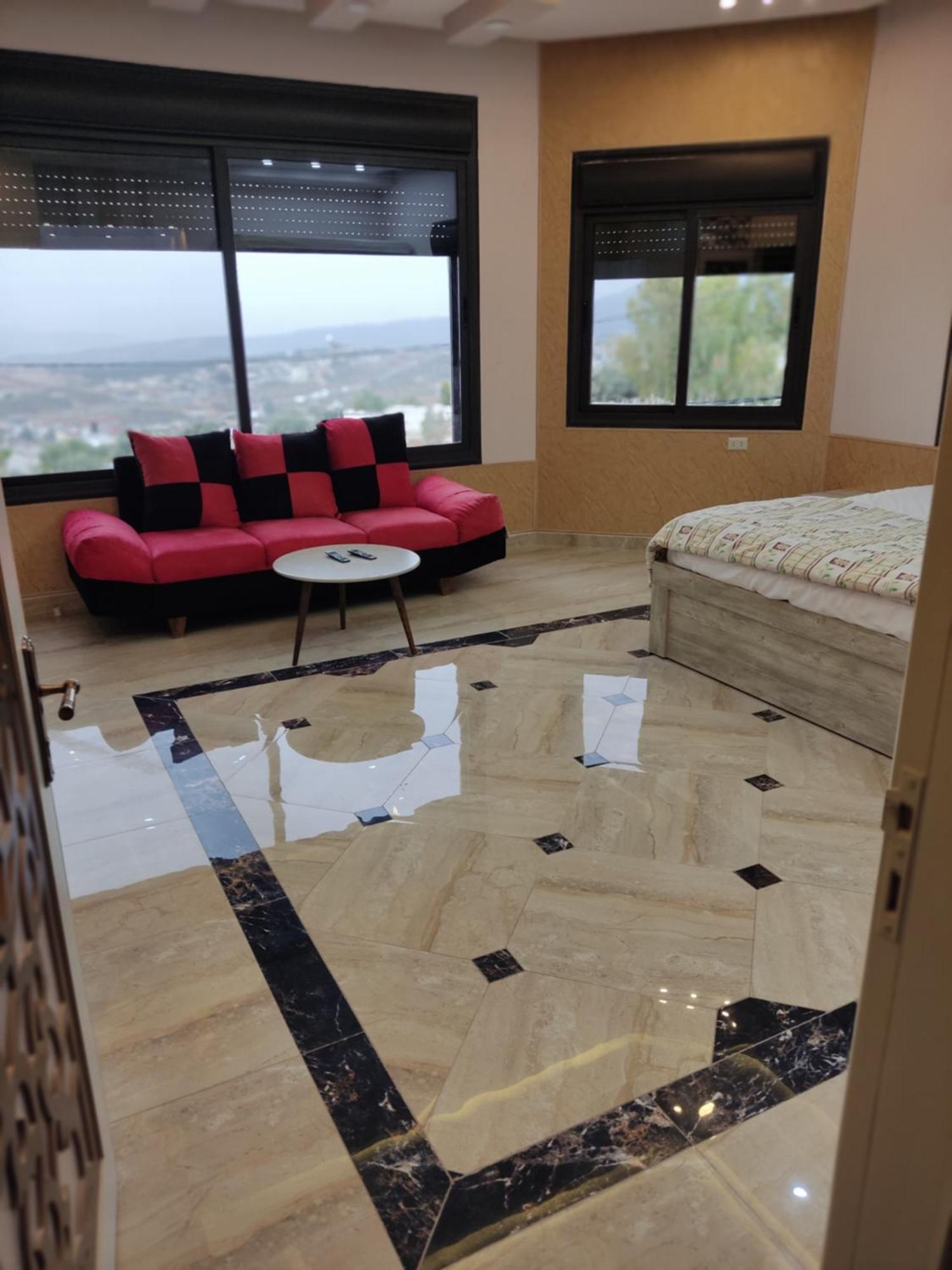 Lotus Housing For Furnished Apartments Джераш Екстер'єр фото