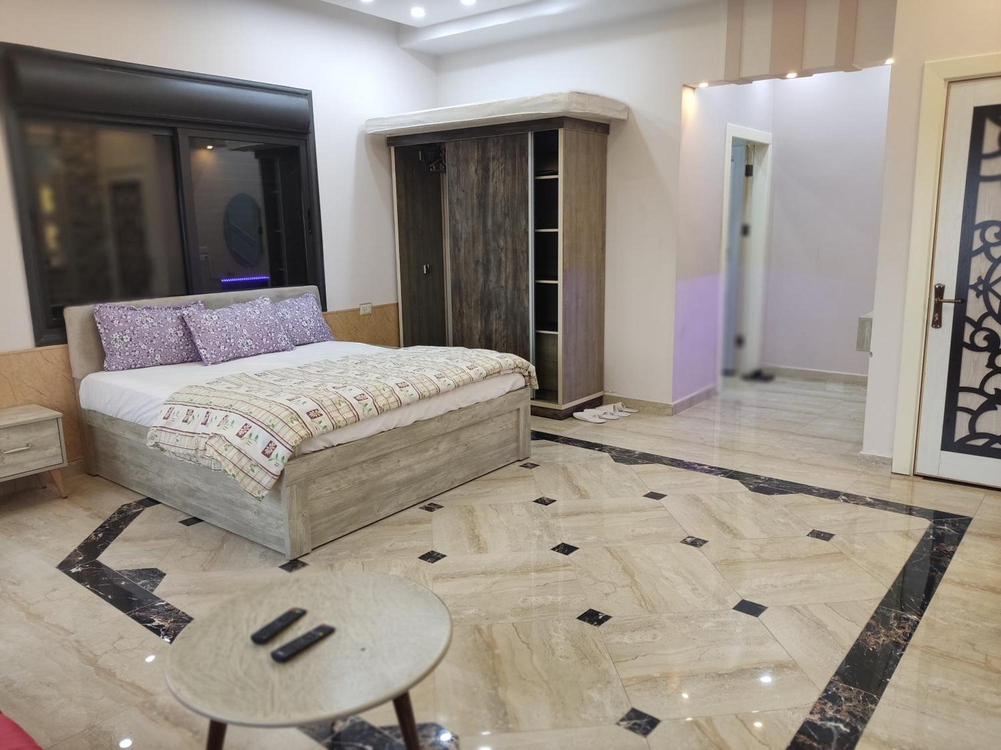 Lotus Housing For Furnished Apartments Джераш Екстер'єр фото