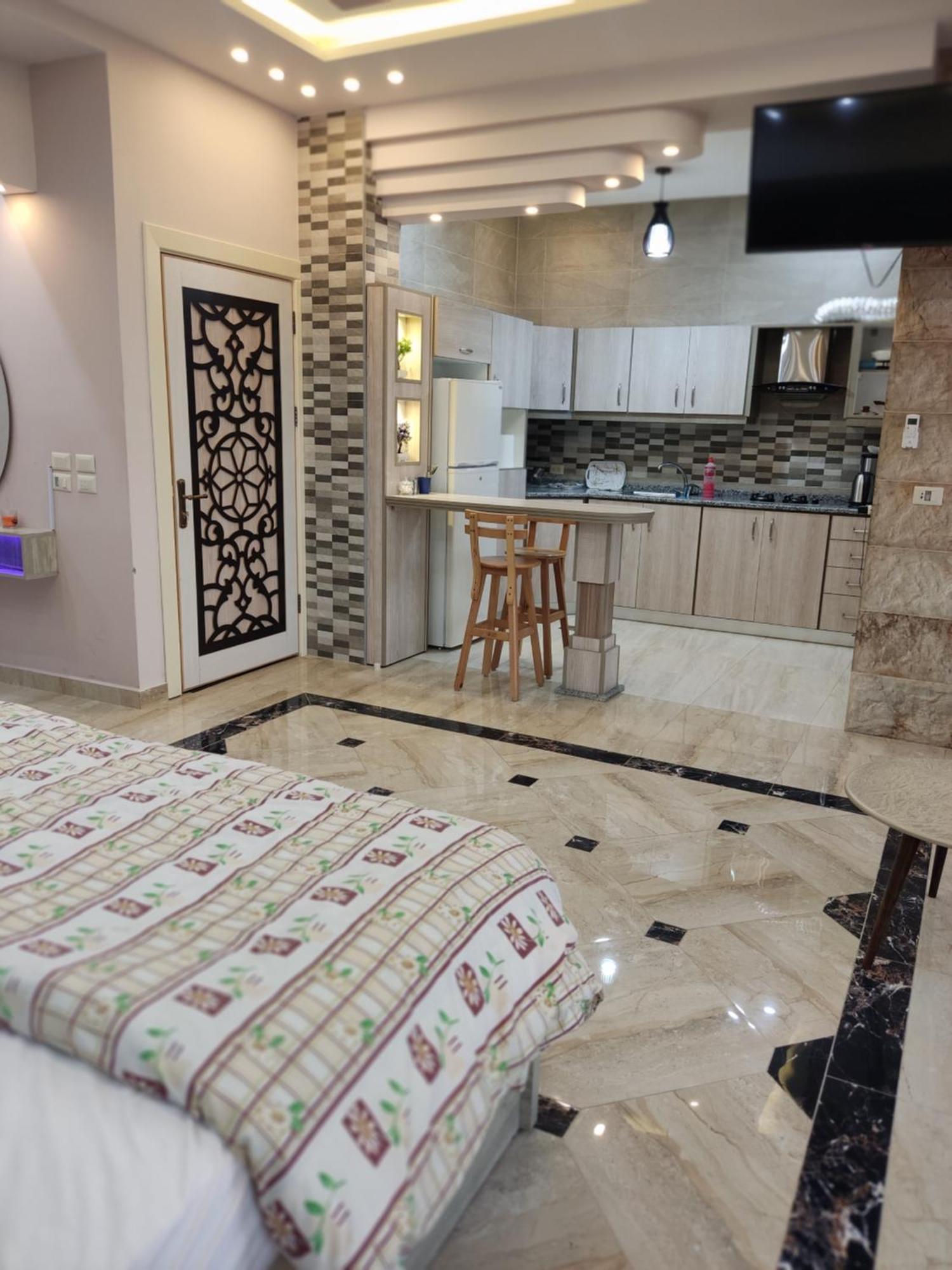 Lotus Housing For Furnished Apartments Джераш Екстер'єр фото