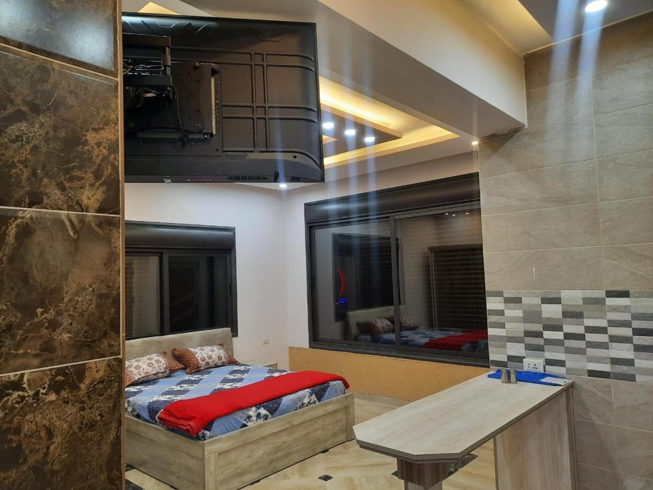 Lotus Housing For Furnished Apartments Джераш Екстер'єр фото