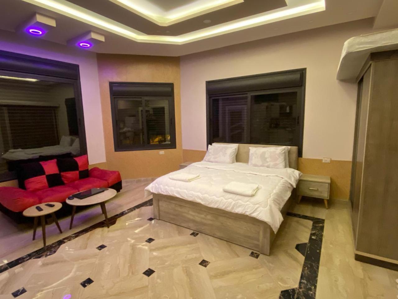 Lotus Housing For Furnished Apartments Джераш Номер фото